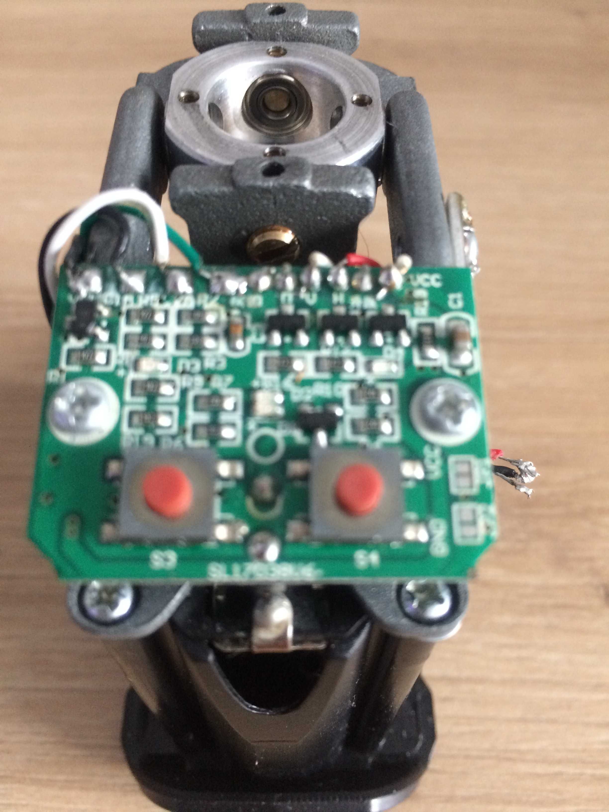 Laser krzyżowy Neo Tools 75-101  części.