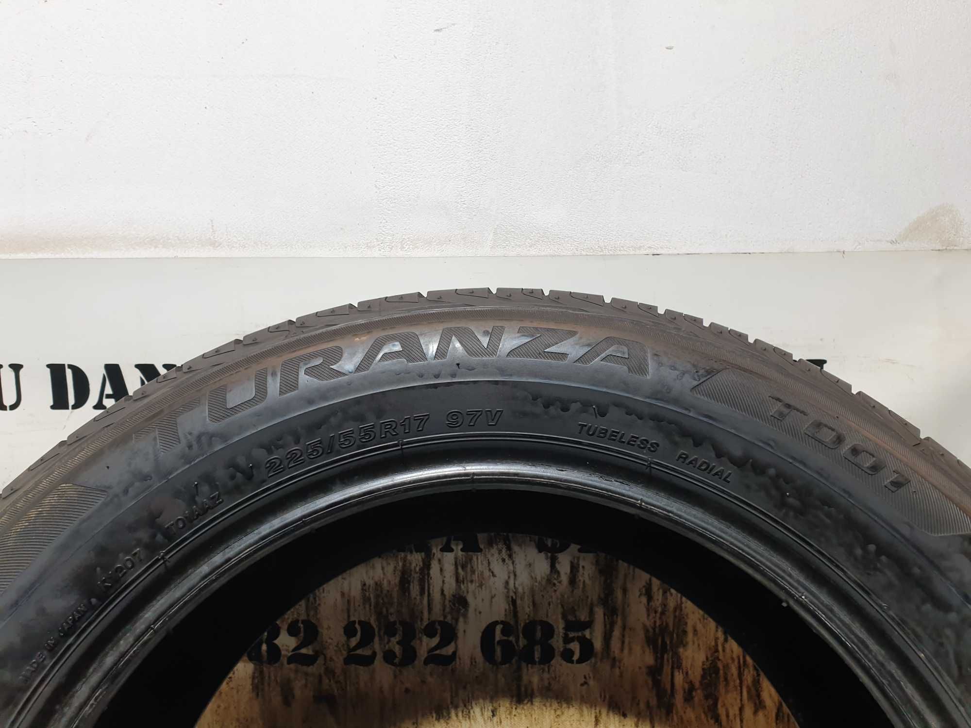 Bridgestone Turanza T001 225/55/17 2x7,9 2x7,2mm (2509)