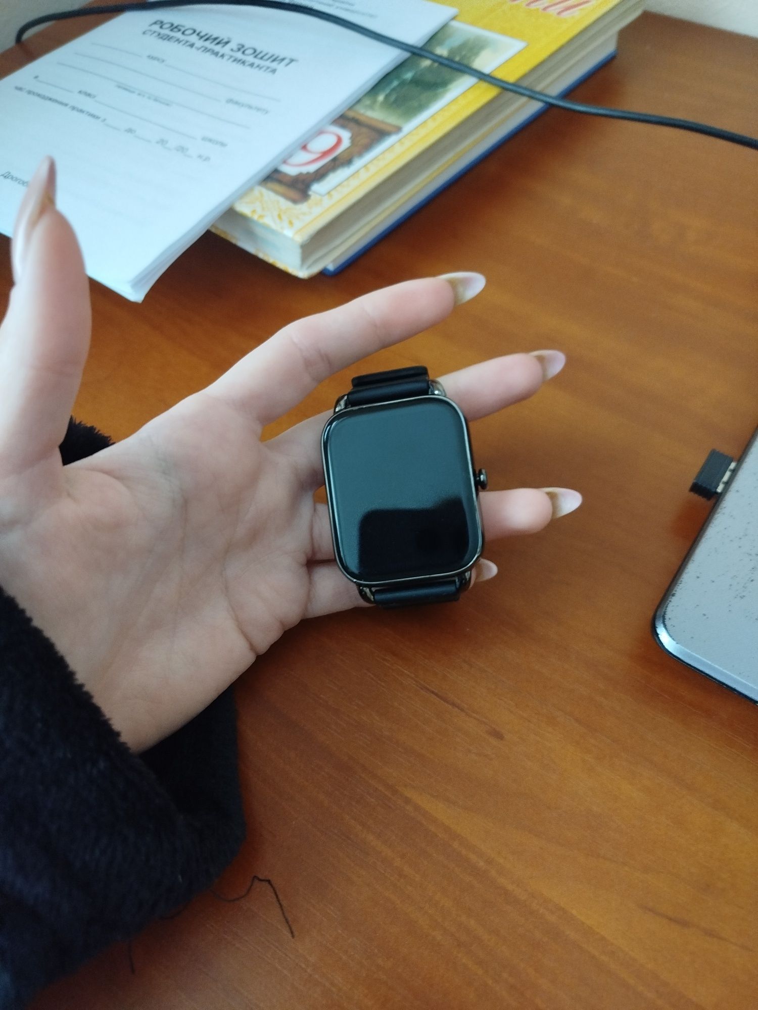 Продам смарт годинник Haylou RS4 Plus Black.