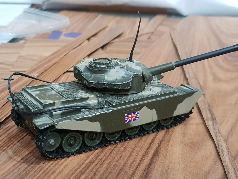 Czołg Corgi Toys centurion MK III 3
