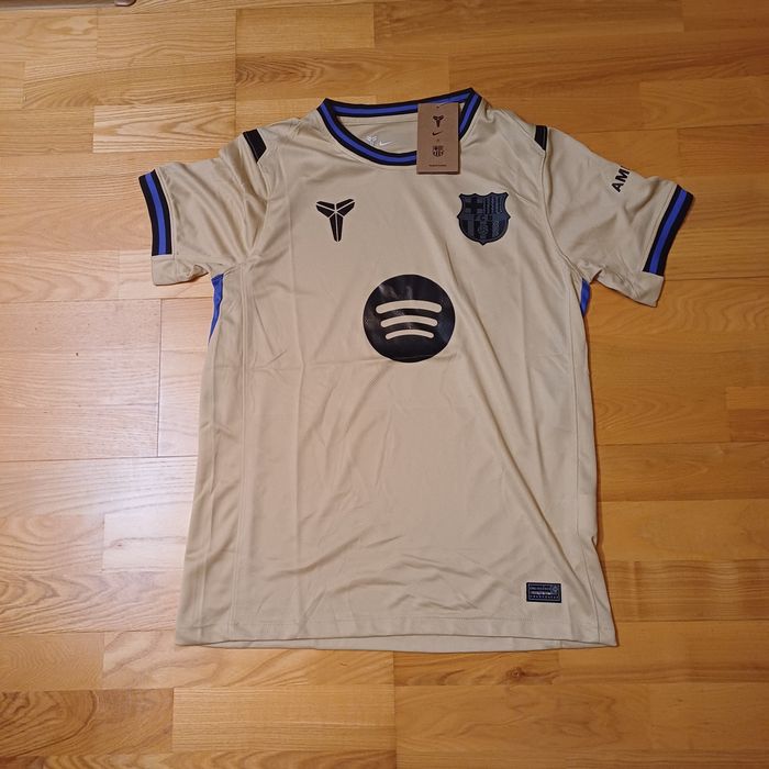 Limitowana koszulka barcelony z sezonu 25/26