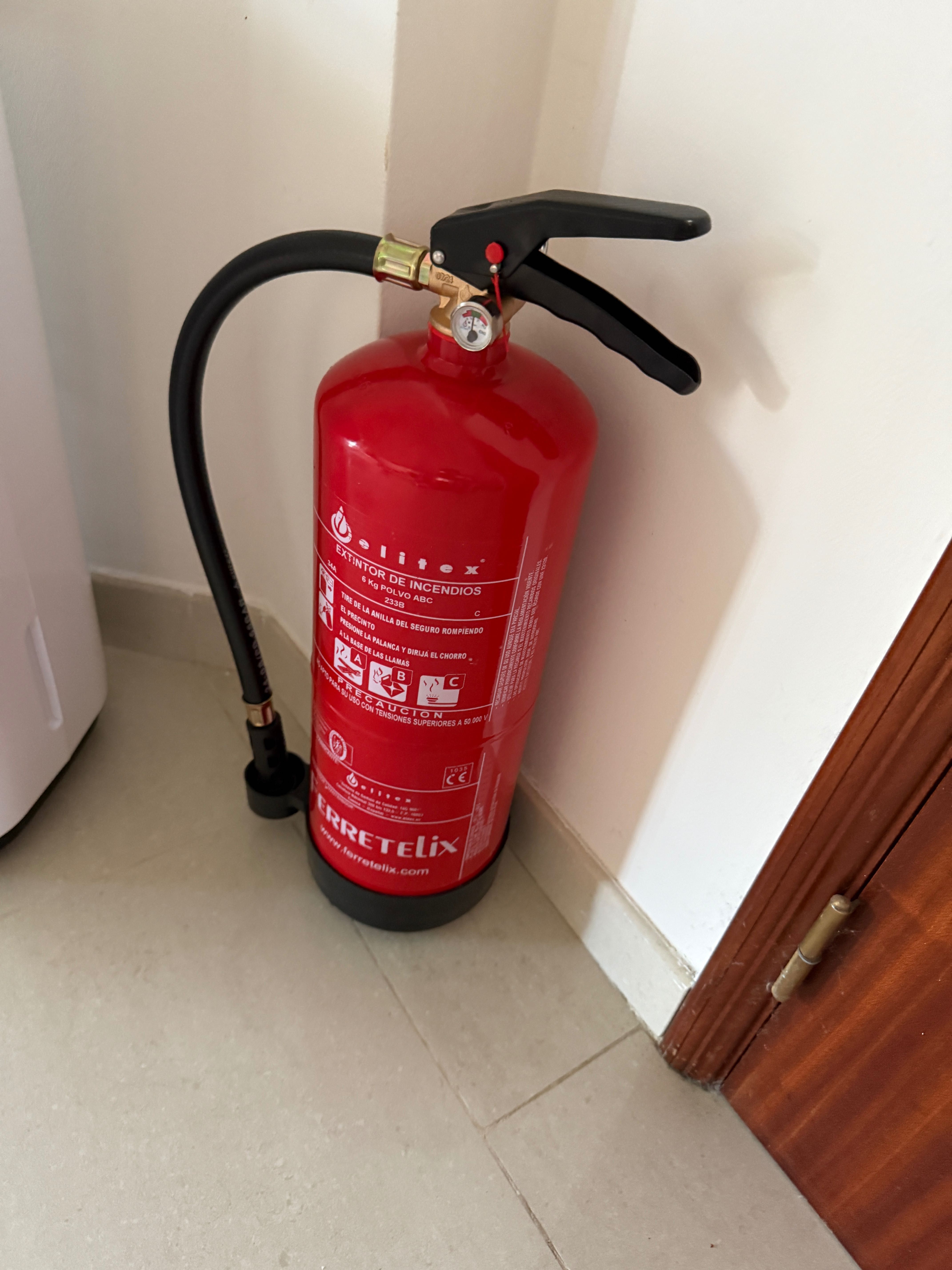 Extintor grande 6kg