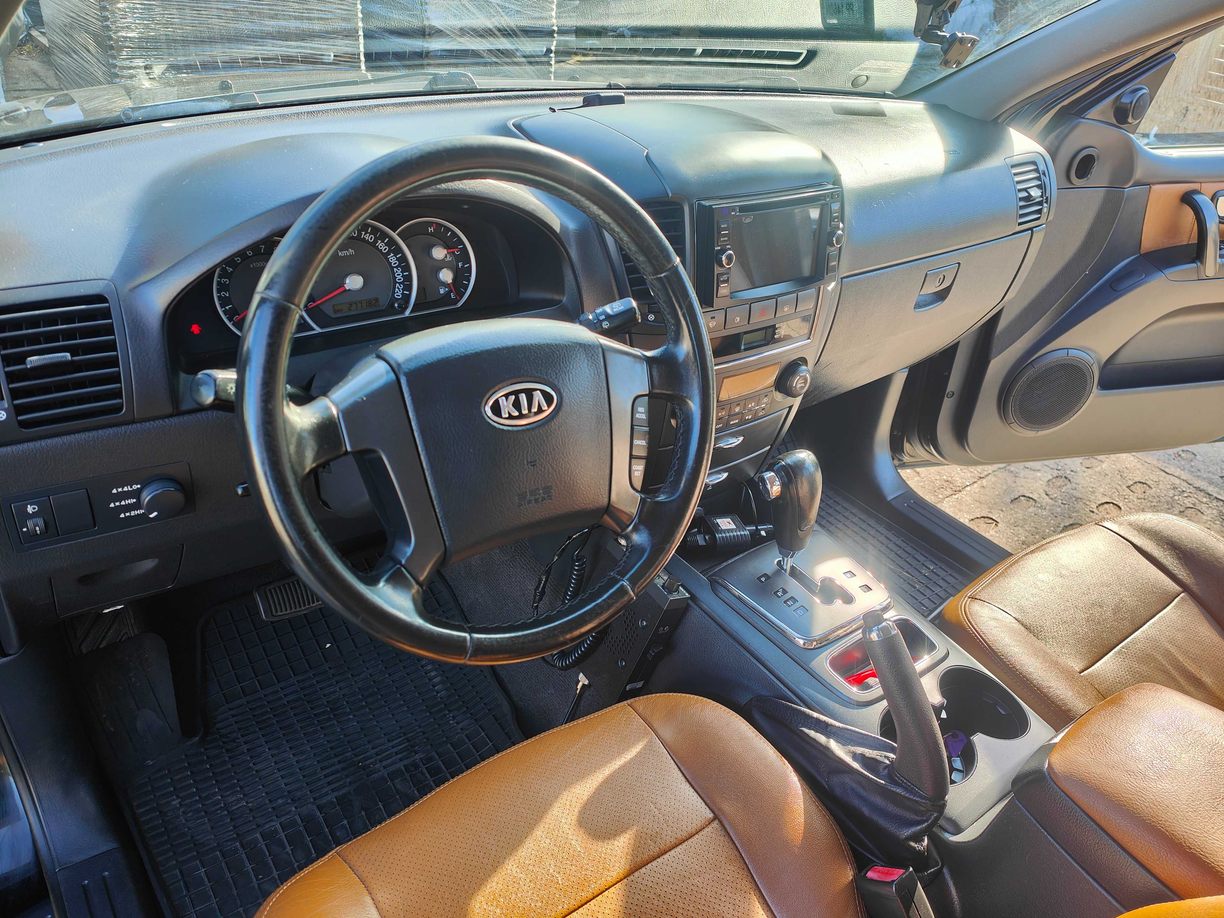 Kia Sorento 3.3l V6 2WD / 4x4 • Hak - 3,5 t - EX Czarny kolor.