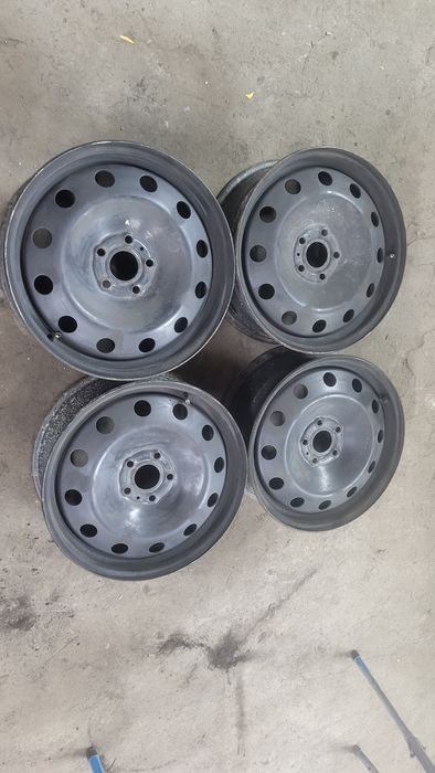 Felgi stalowe 17" 5x108 7J et50 renault Espace Velsatis