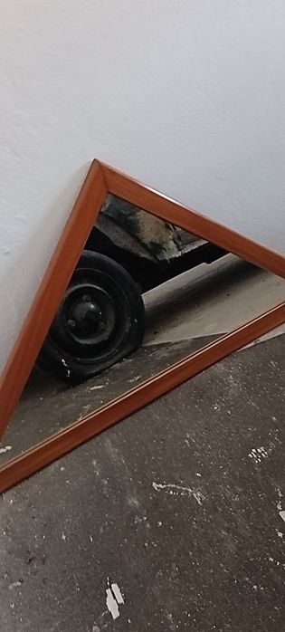 Espelho de quarto, ou  entrada em triângulo