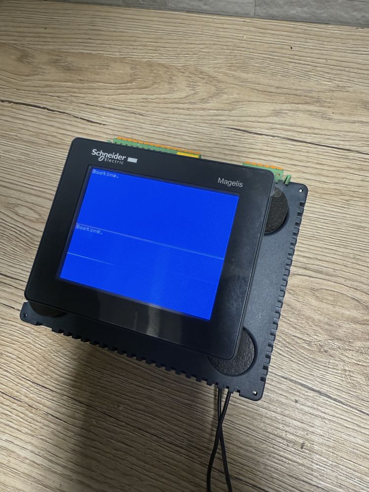 Schneider Magelis HMI (Human-Machine Interface) на запчастини