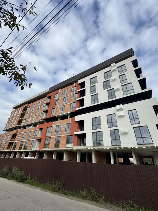 Продаж 1-кім квартири в будинку еліт класу по вул Чорновола в Городку