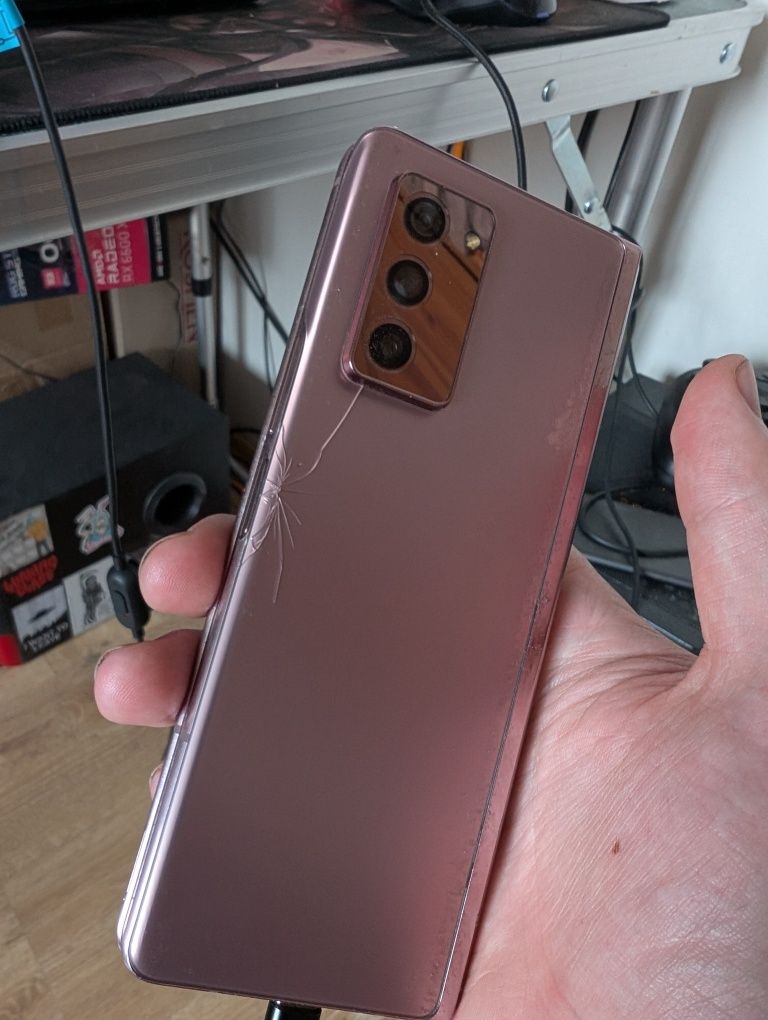 Samsung z fold 2
