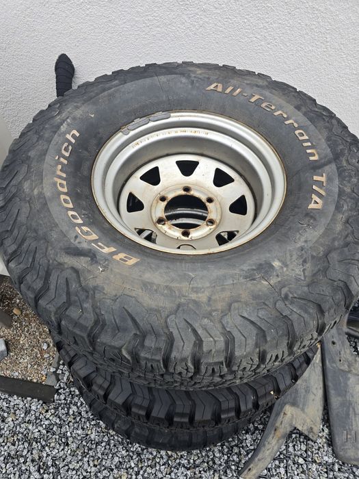 Opony Bfgoodrich 33x12.5x15 5 szt. z felgami DOTZ