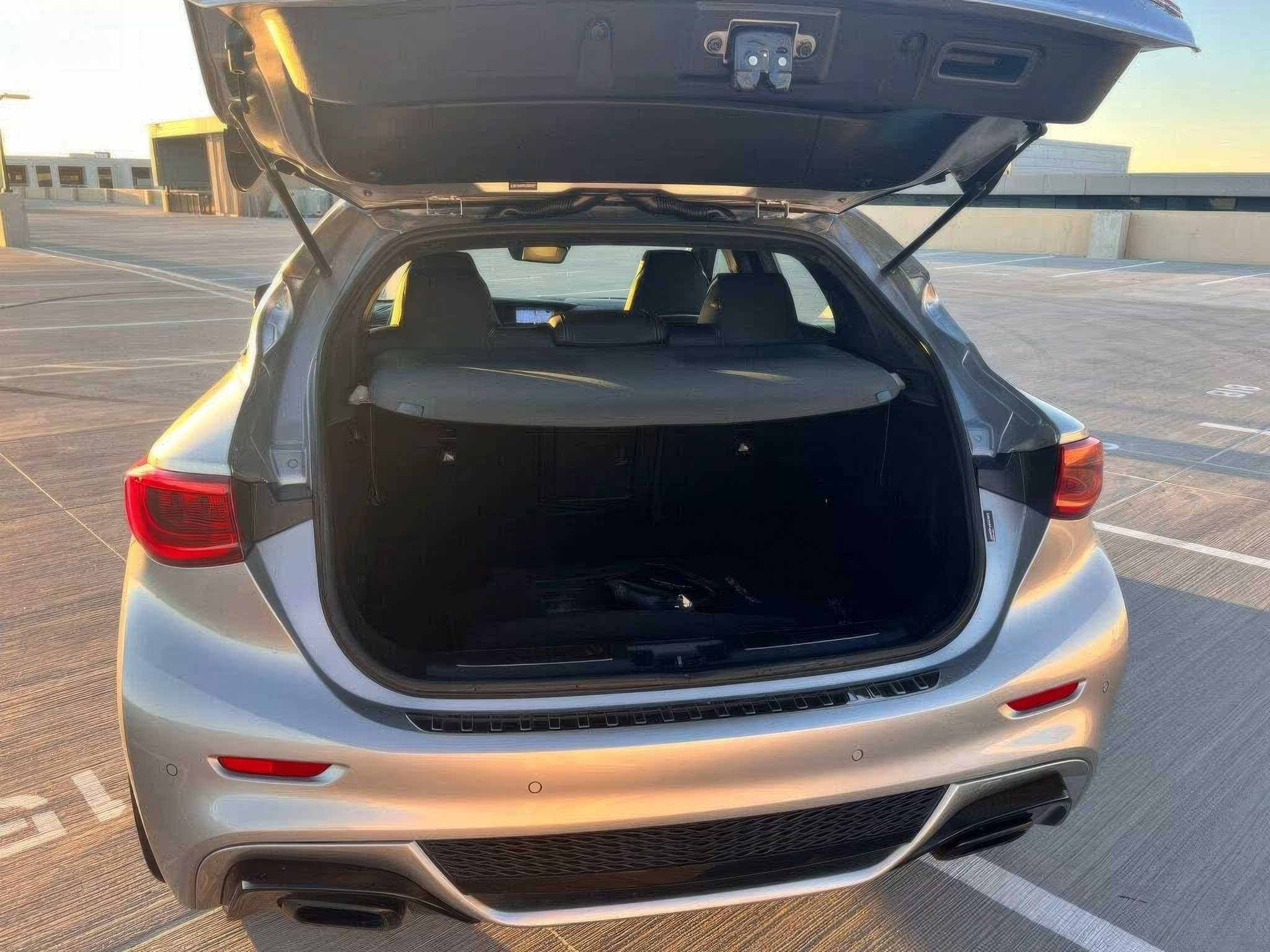 2018 Infiniti QX30 2.0t