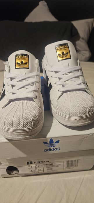 Adidas Superstar