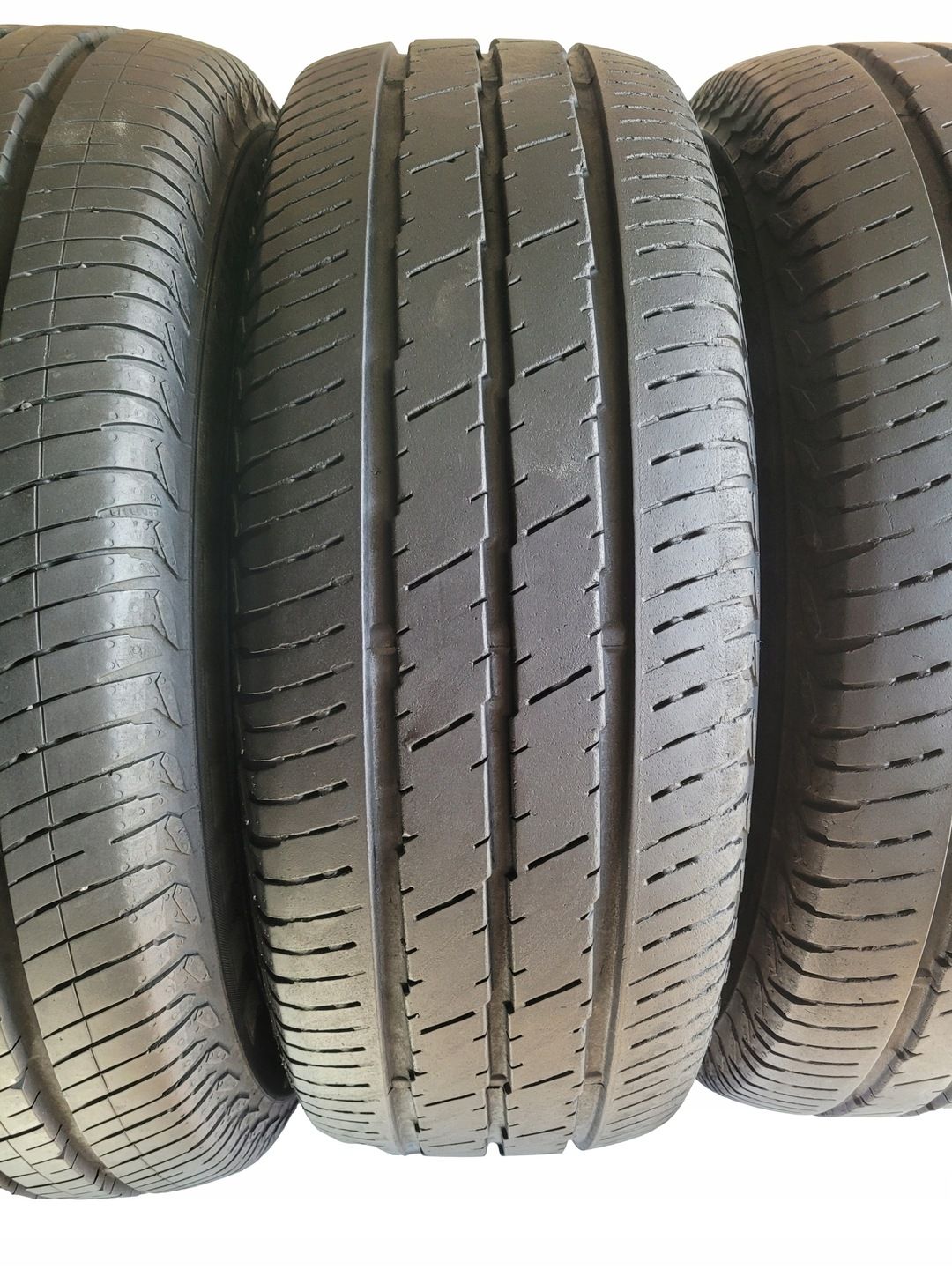 4x continental vanco 2 215/65 R16C 109/107R