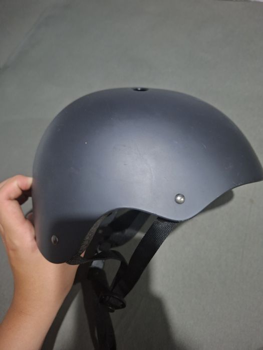 Kask sportowy Soke K1 czarny