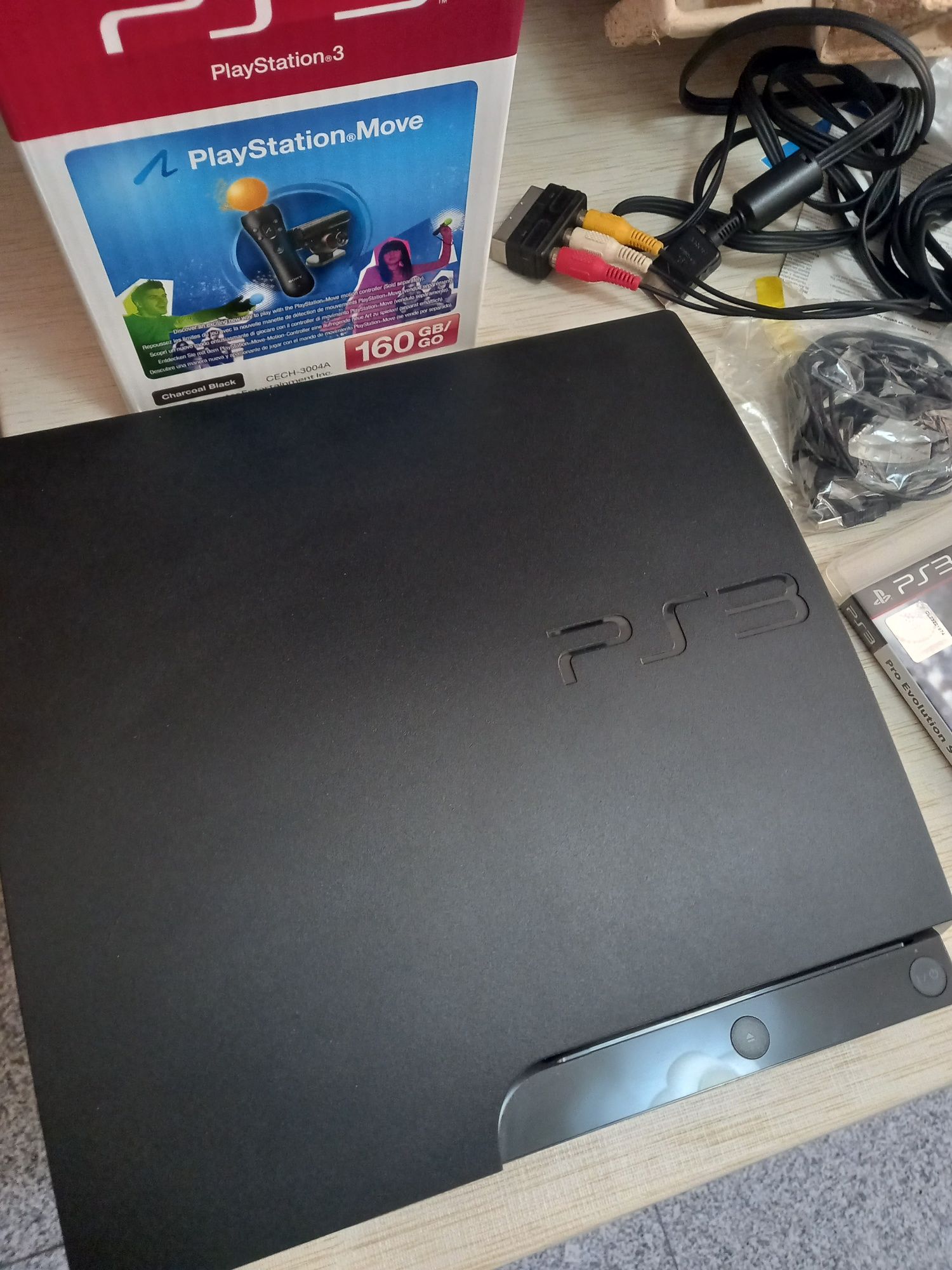 Ps3 com caixa e jogos