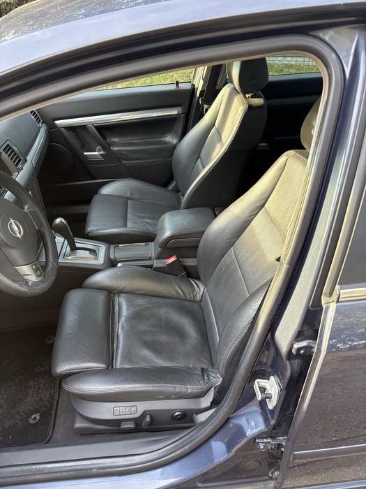 Opel signum 1.9 cdti automat hak skora