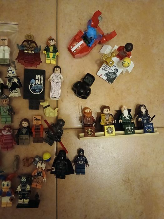 Продам Lego фігурки minifigures різні серії чоловічки Лего