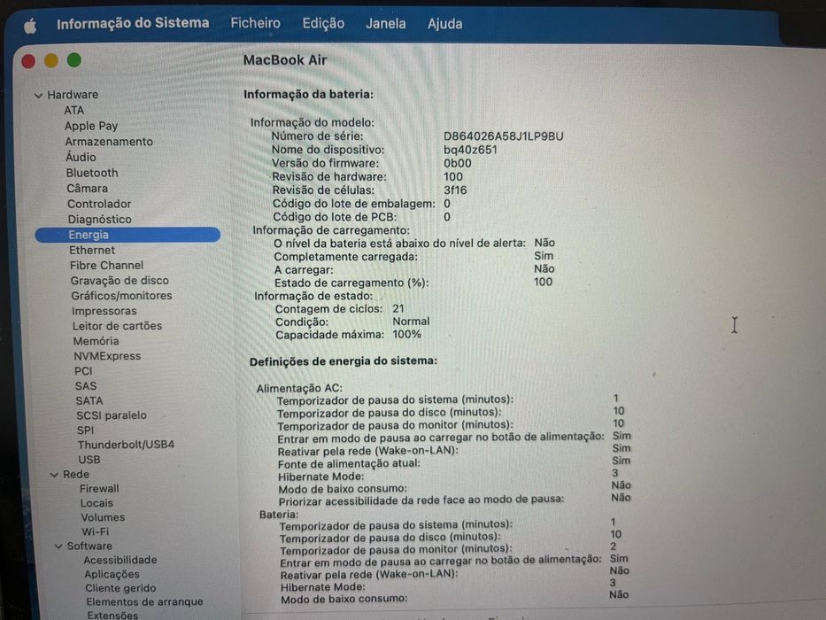 MacBook Air M3 8gb 256gb ssd quase novo sem riscos e mazelas, na caixa