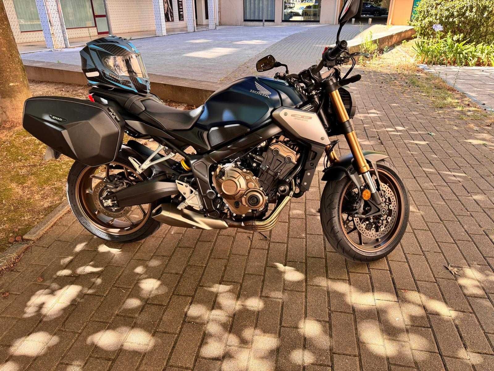 Honda CBF 650R Neo Sports Café - 2022 - Impecável!