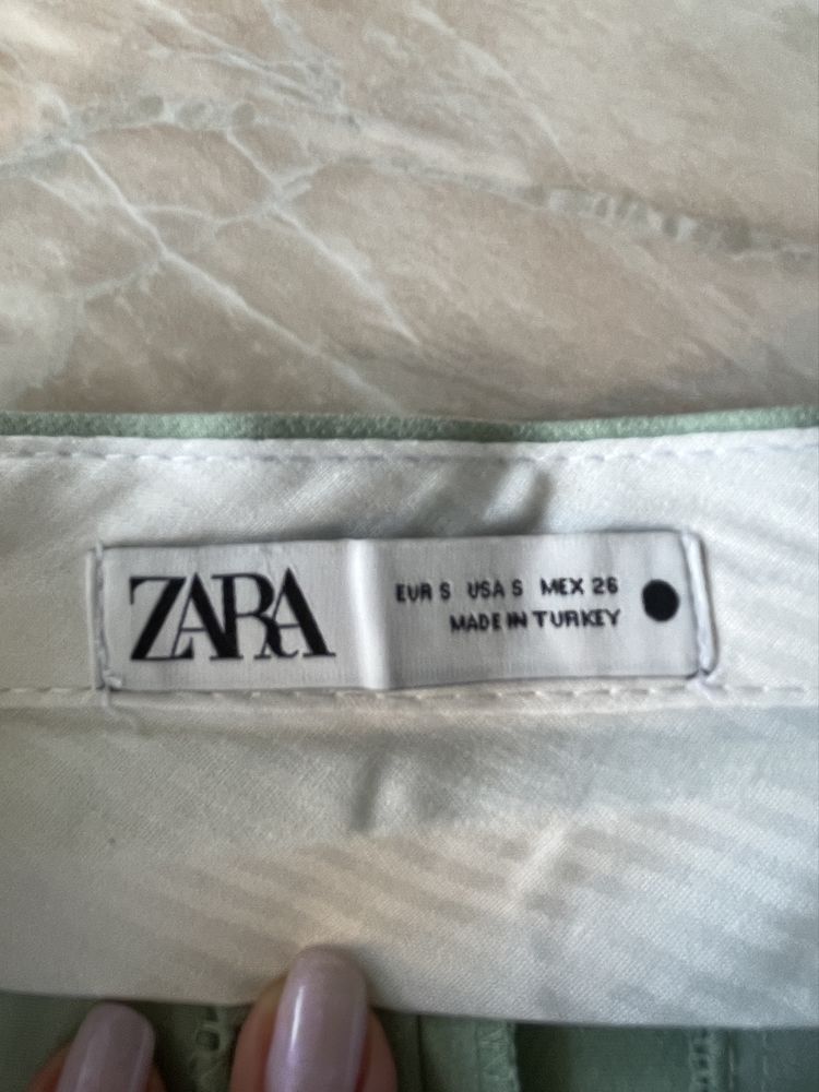 Шорти zara в ідеальному стані. Розмір S.