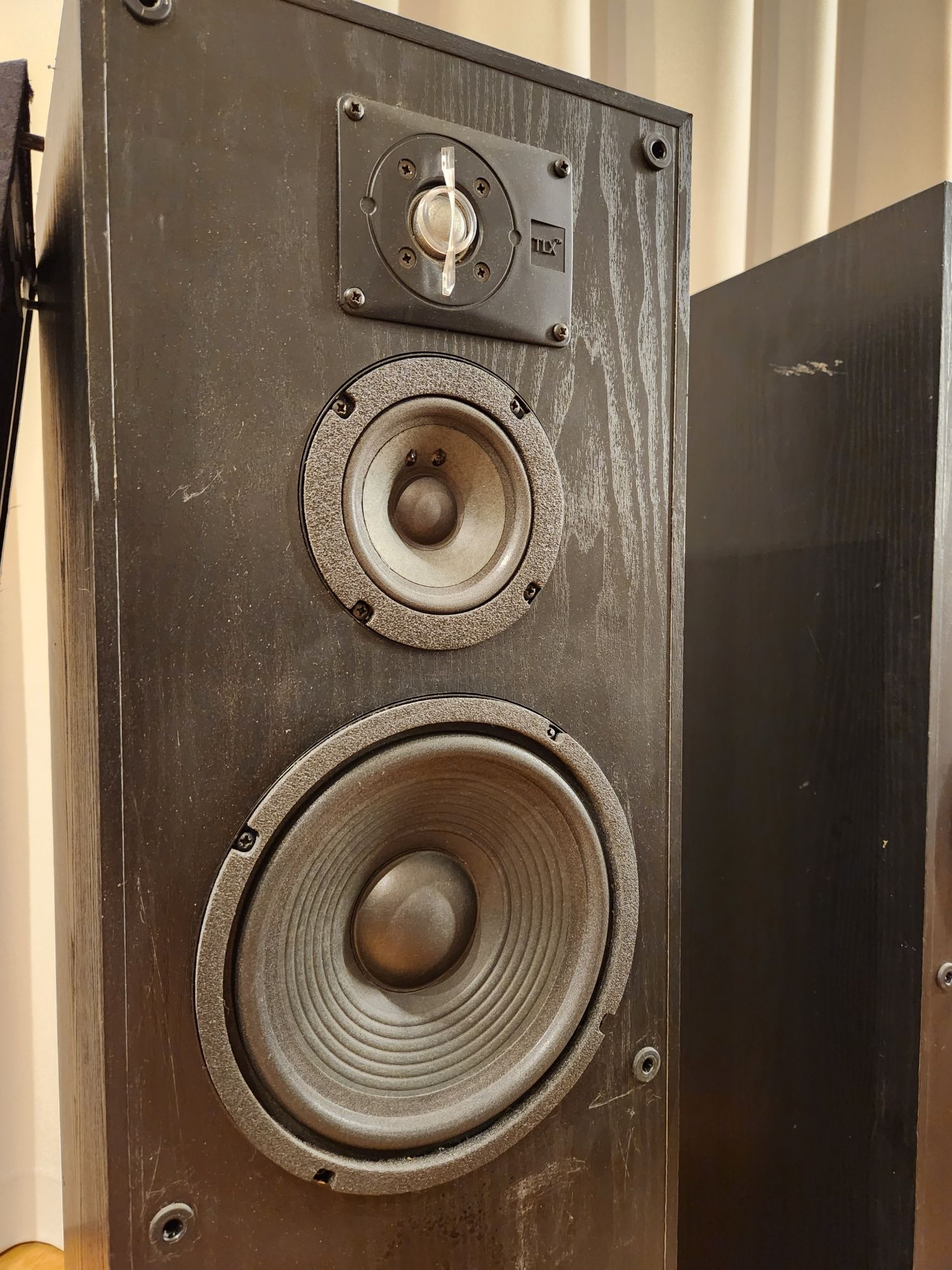 Kolumny podłogowe głośniki JBL TLX 70