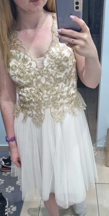 Piękna tiulowa sukienka s/m