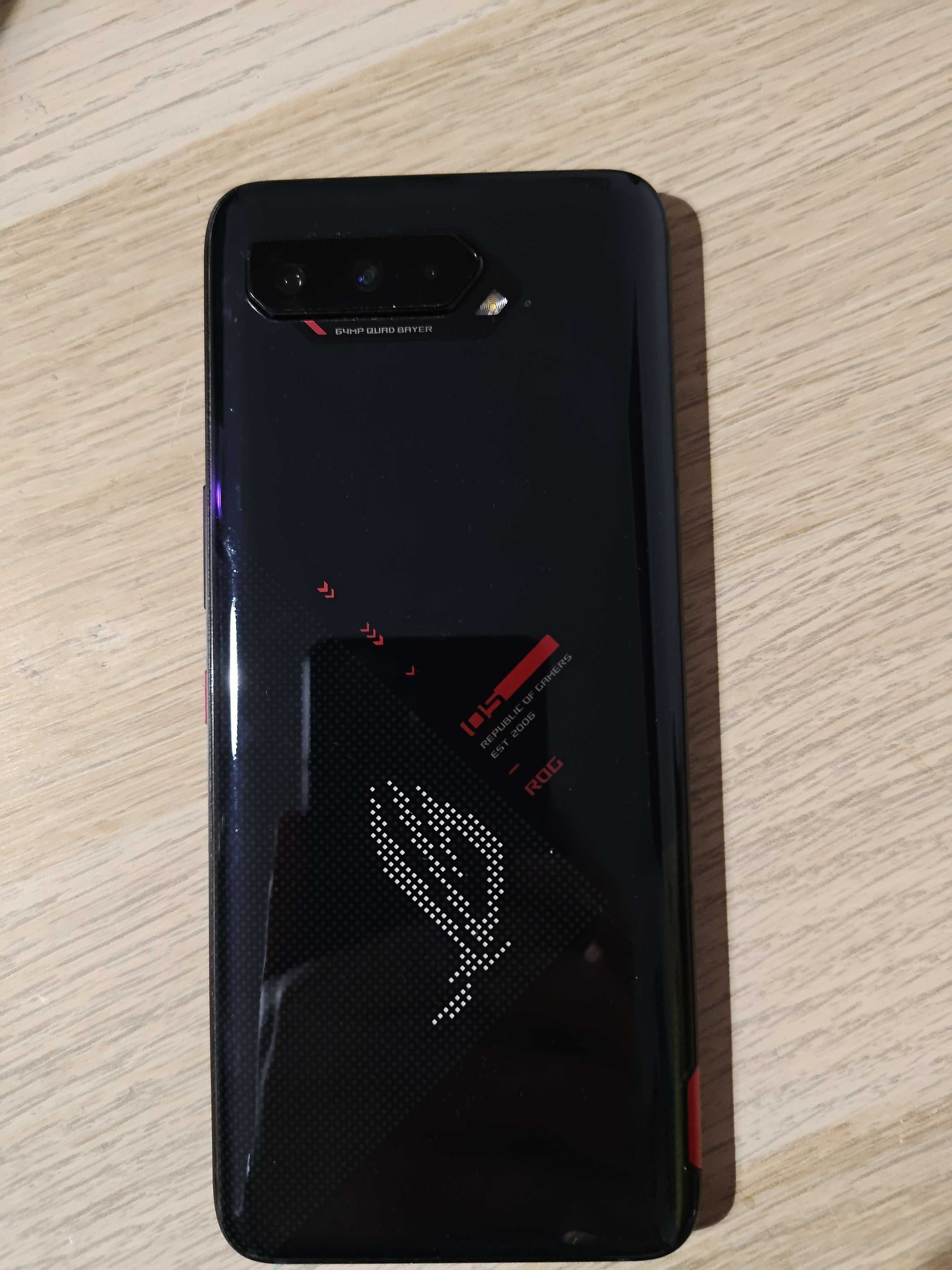 Asus ROG Phone 5 [256g, 16g RAM] [JAK NOWY POSERWISOWY]