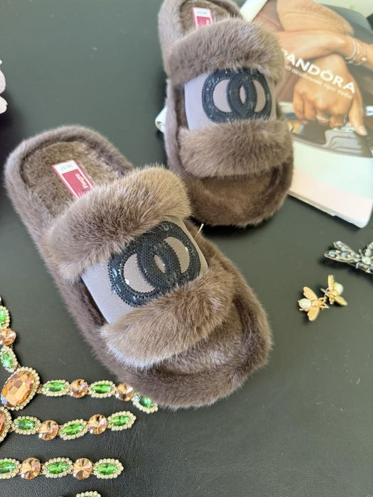 Меховие женские тапки,домашні капці