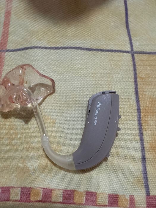 Aparelho auditivo resound