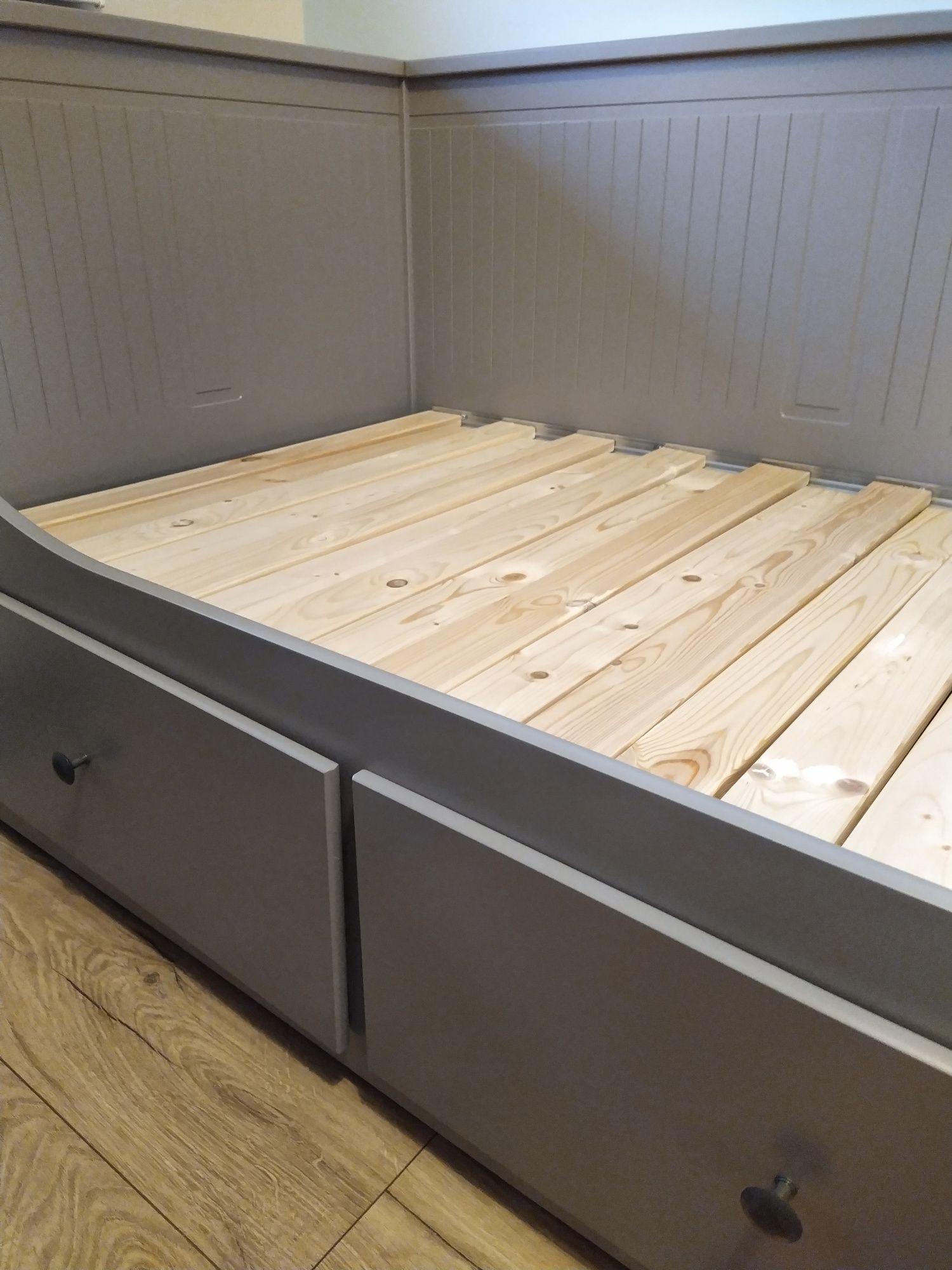 Łóżko podwójne drewniane Ikea Hemnes