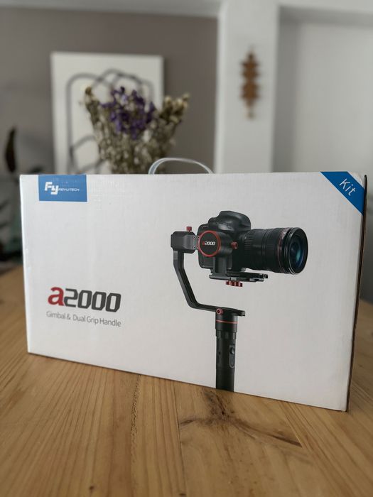Estabilizador/Gimbal FEIYUTECH a2000 Kit Dual Grip