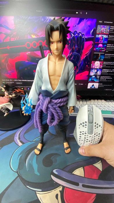 Figura Anime NARUTO EZII Uchiha Sasuke 27 cm