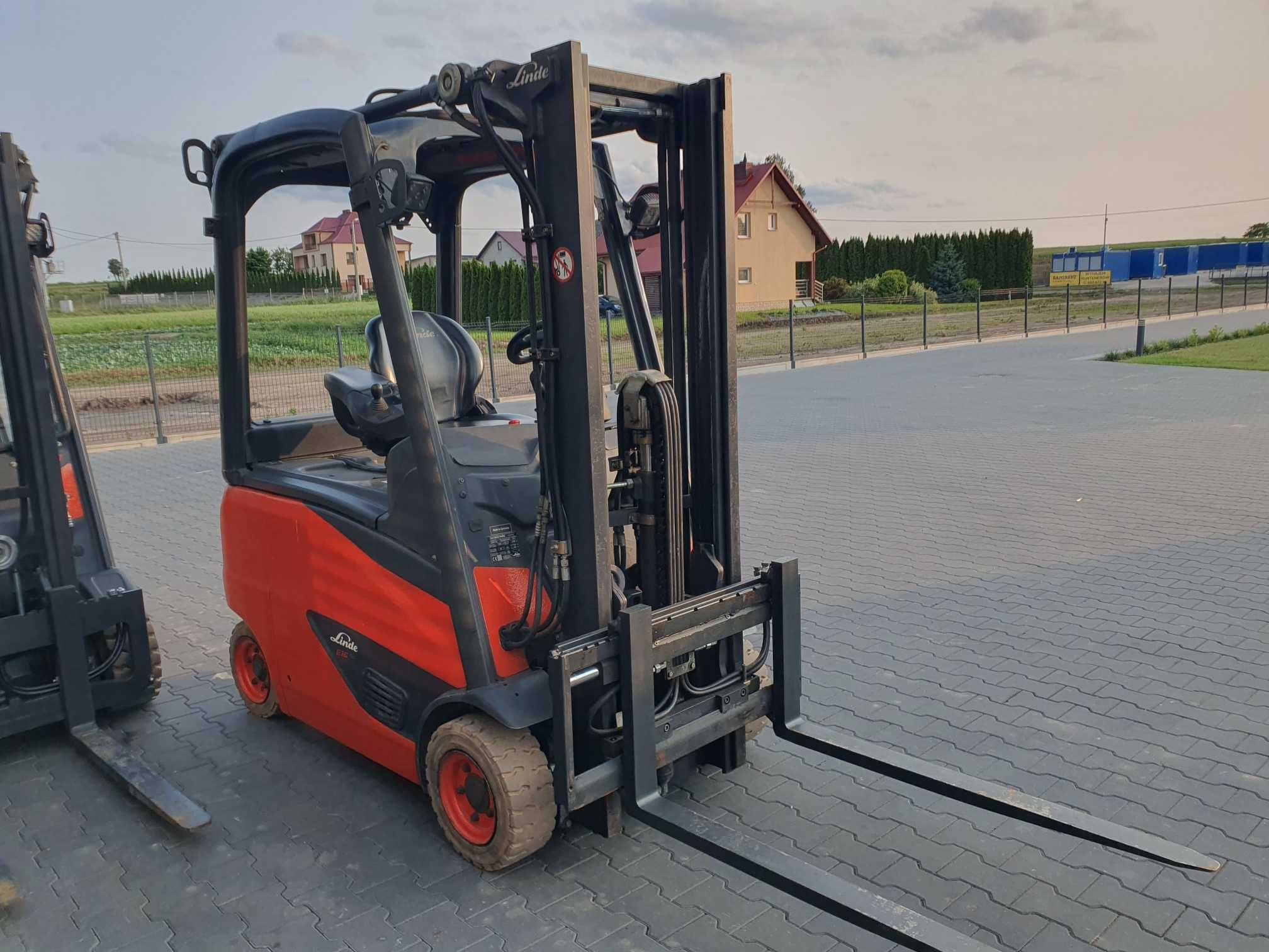 Wózek LINDE E16PH 2014r 4 kołowy WOLNY SKOK , E18 E20 E14 ELEKTRYK