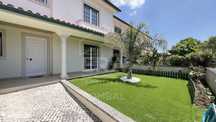 Moradia T3 localizada na Batalha, Leiria