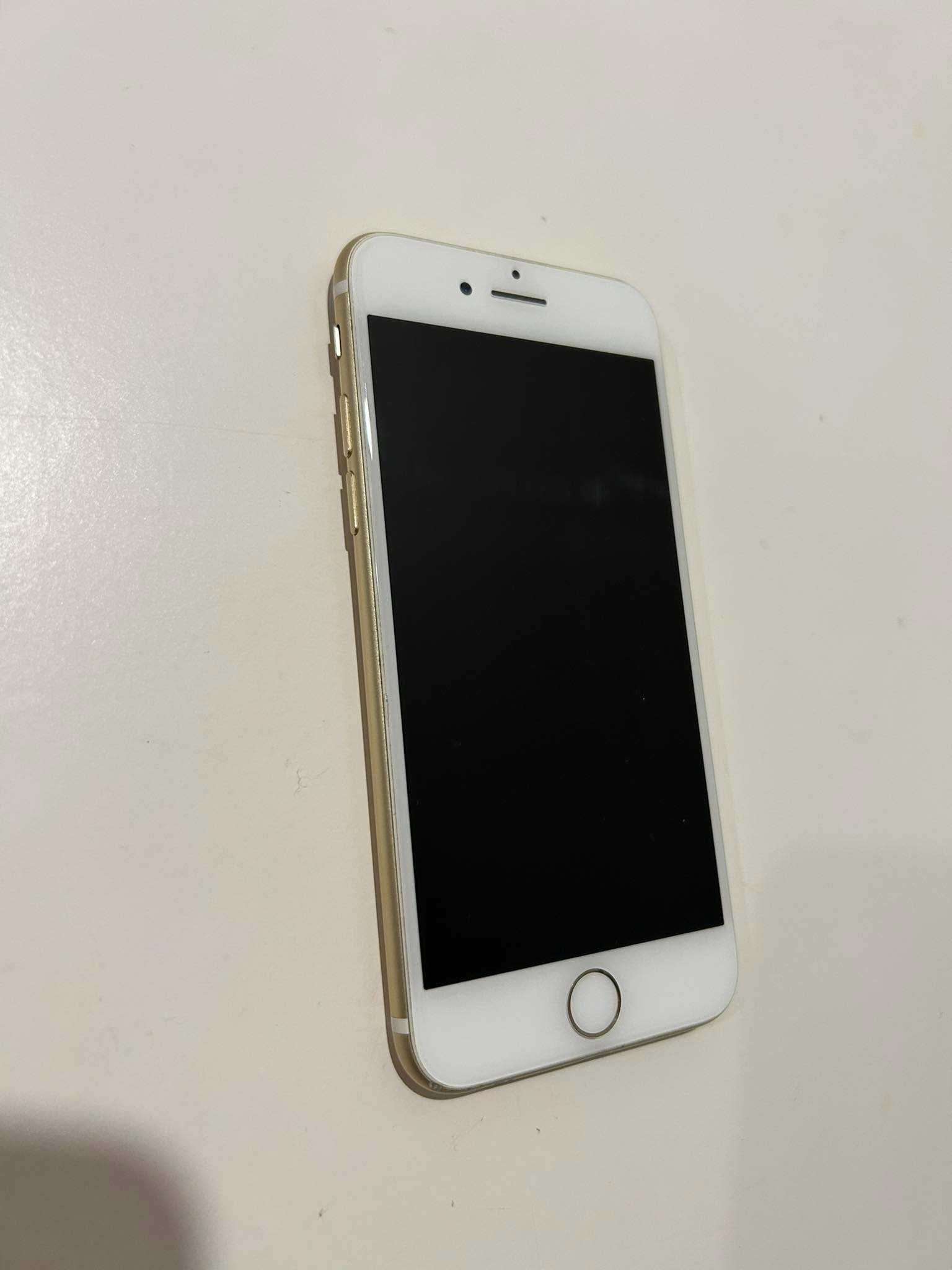 Iphone 7 dourado  -   32GB   -  Desbloqueado