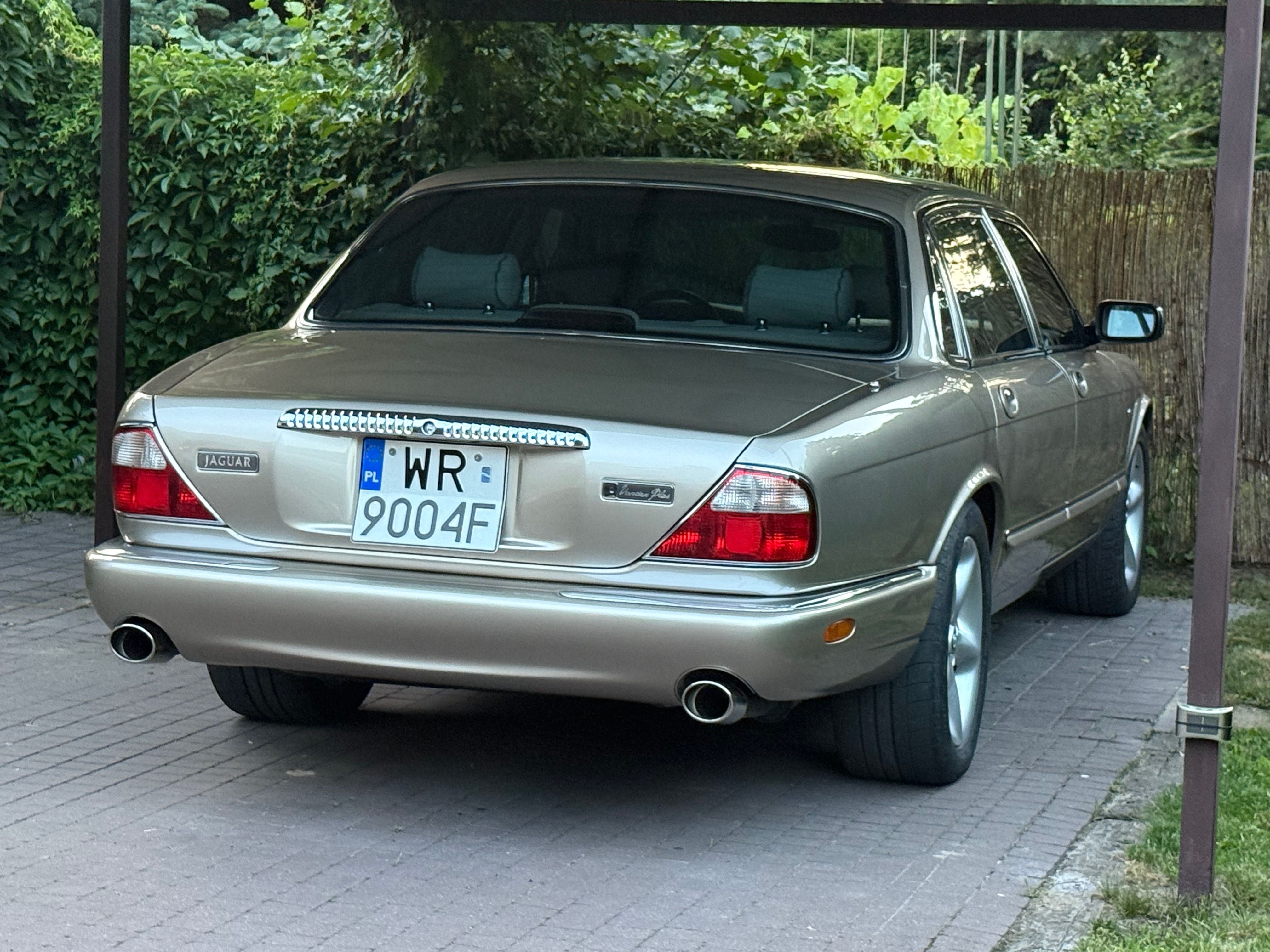 Jaguar Vanden Plass 4.0 V8