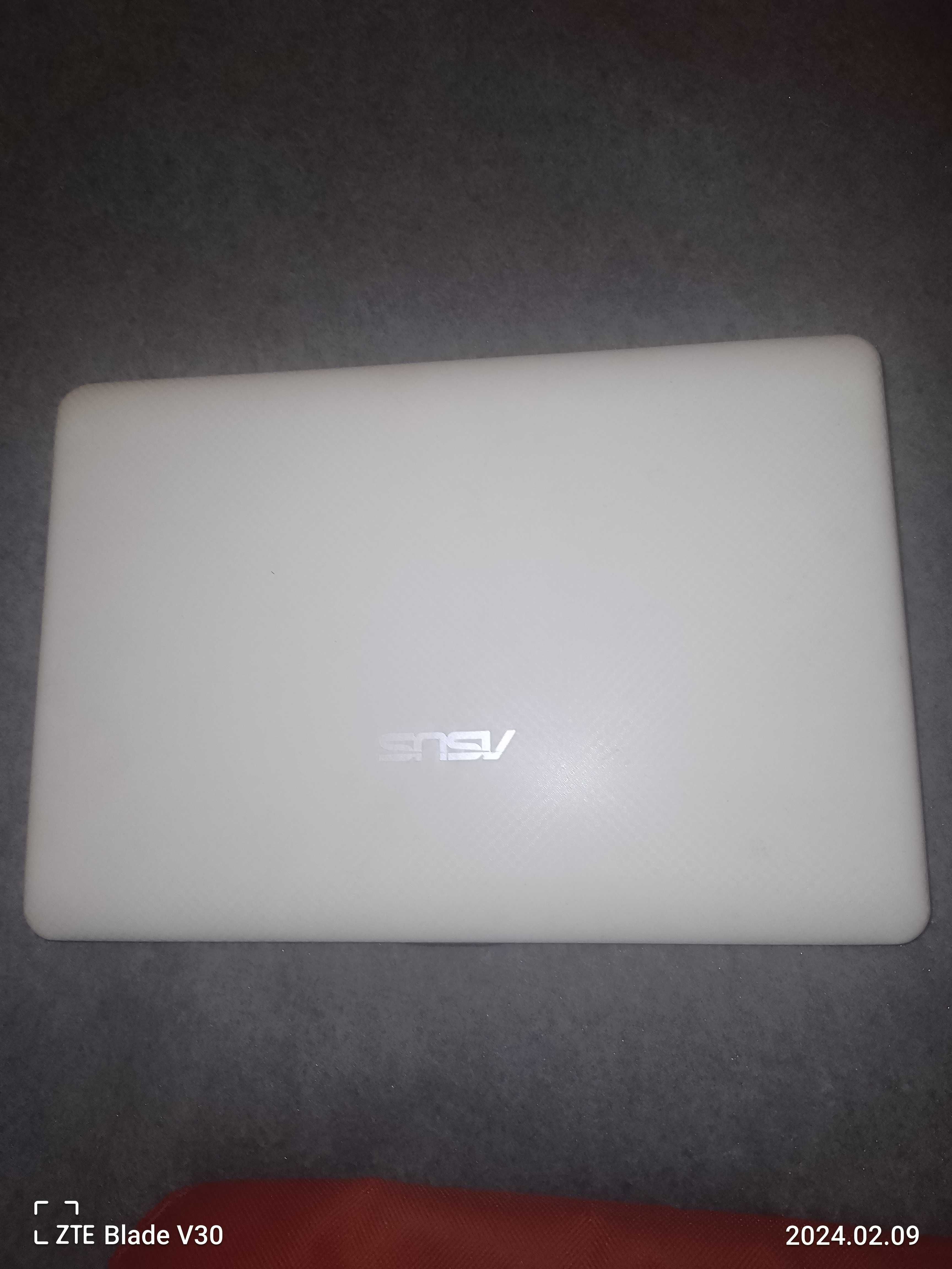 Нетбук Asus Eee PC 1001 Pxd