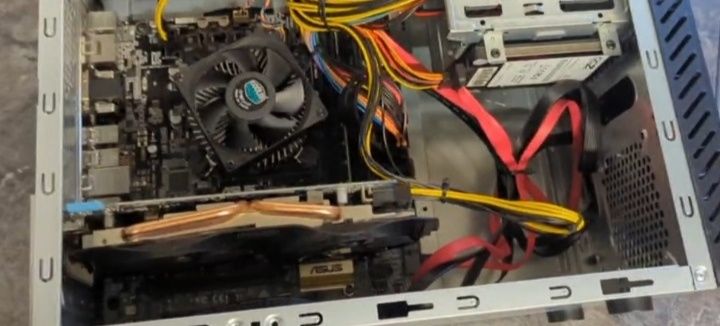 HD 7850 2gb все працює дуже в хорошому стані