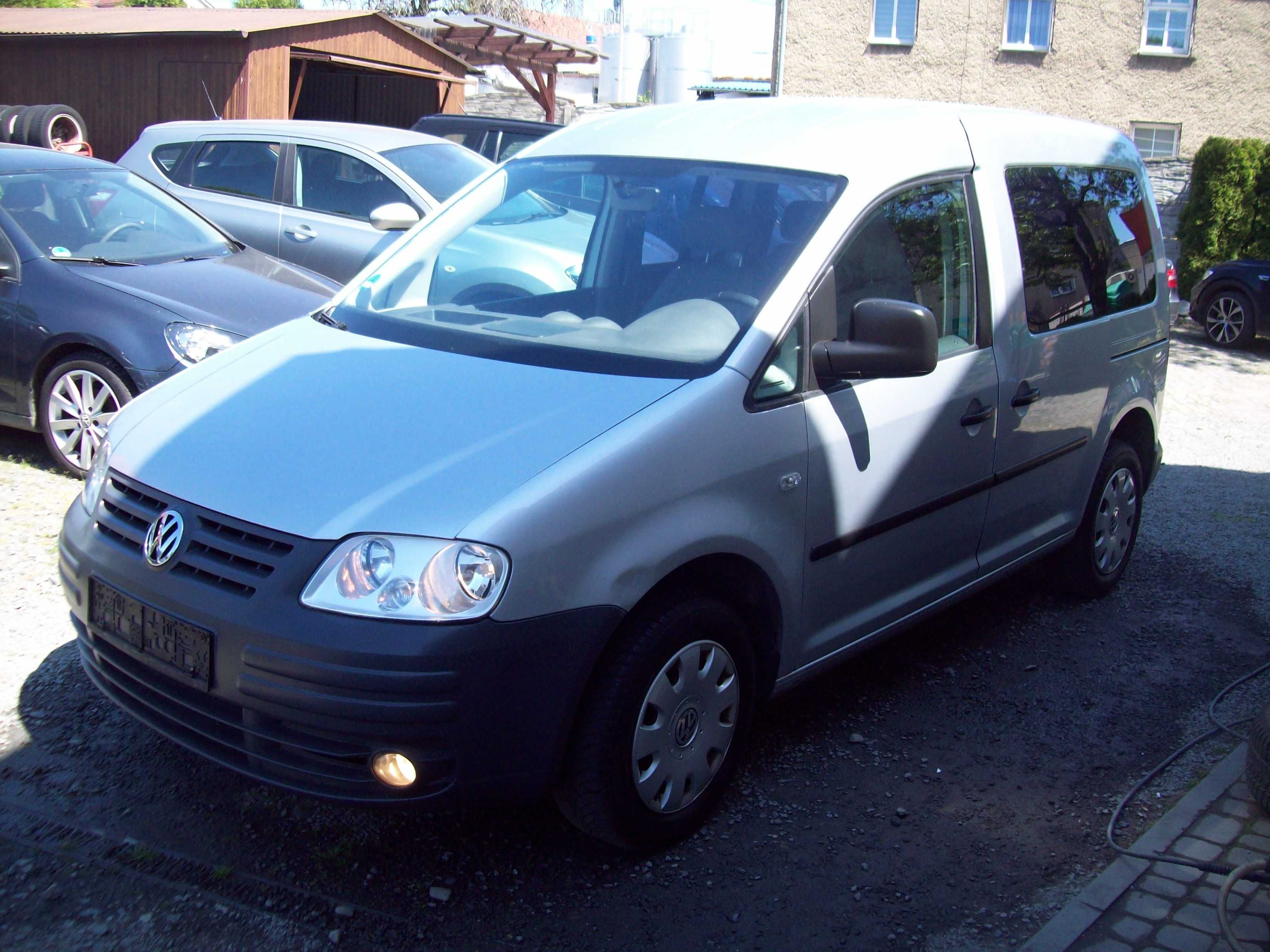 VW CADDY 1,9 TDI / 5 osobowy/stan idealny bez korozji/klimatyzacja