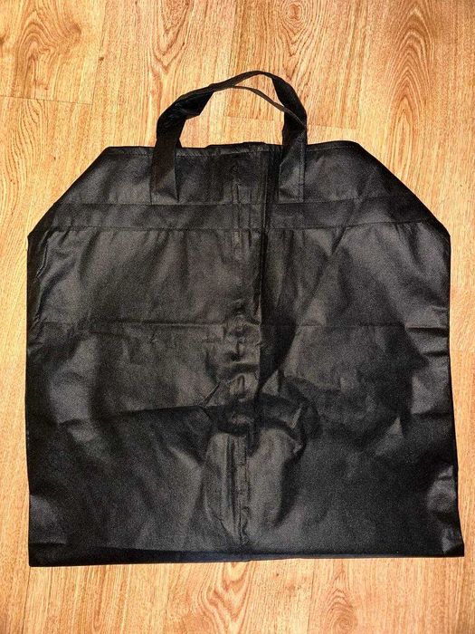 Чохол для зберігання одягу із тканини спанбонд 57х114 см. чорний