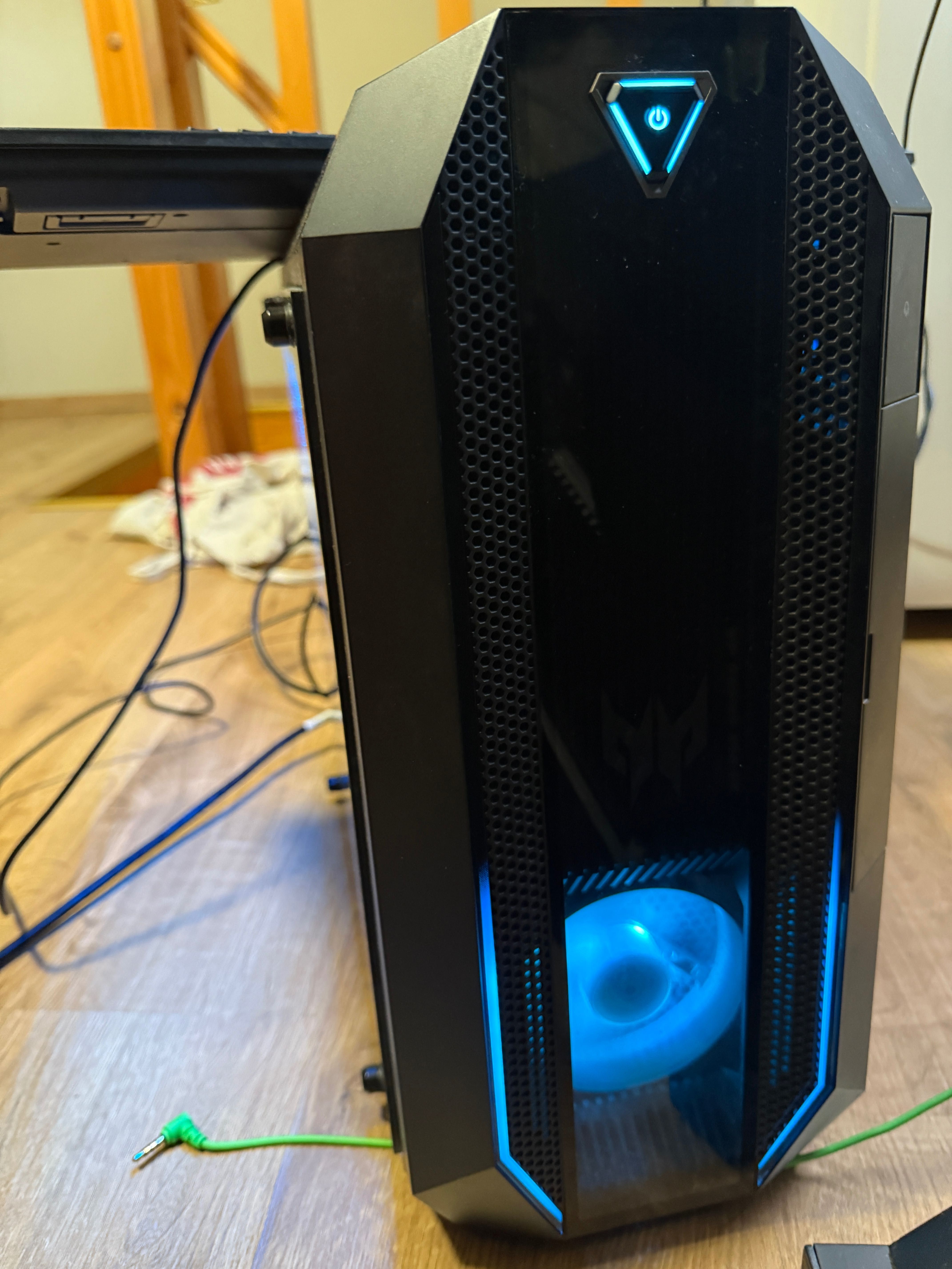 Komputer Predator GTX1050 i5 16GB SSD. Zestaw gamingowy.