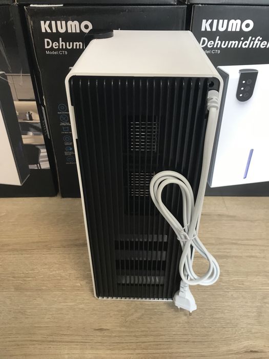 Осушувач повітря 30 м². 2,5 л. Kiumo,функція авто вимкнення