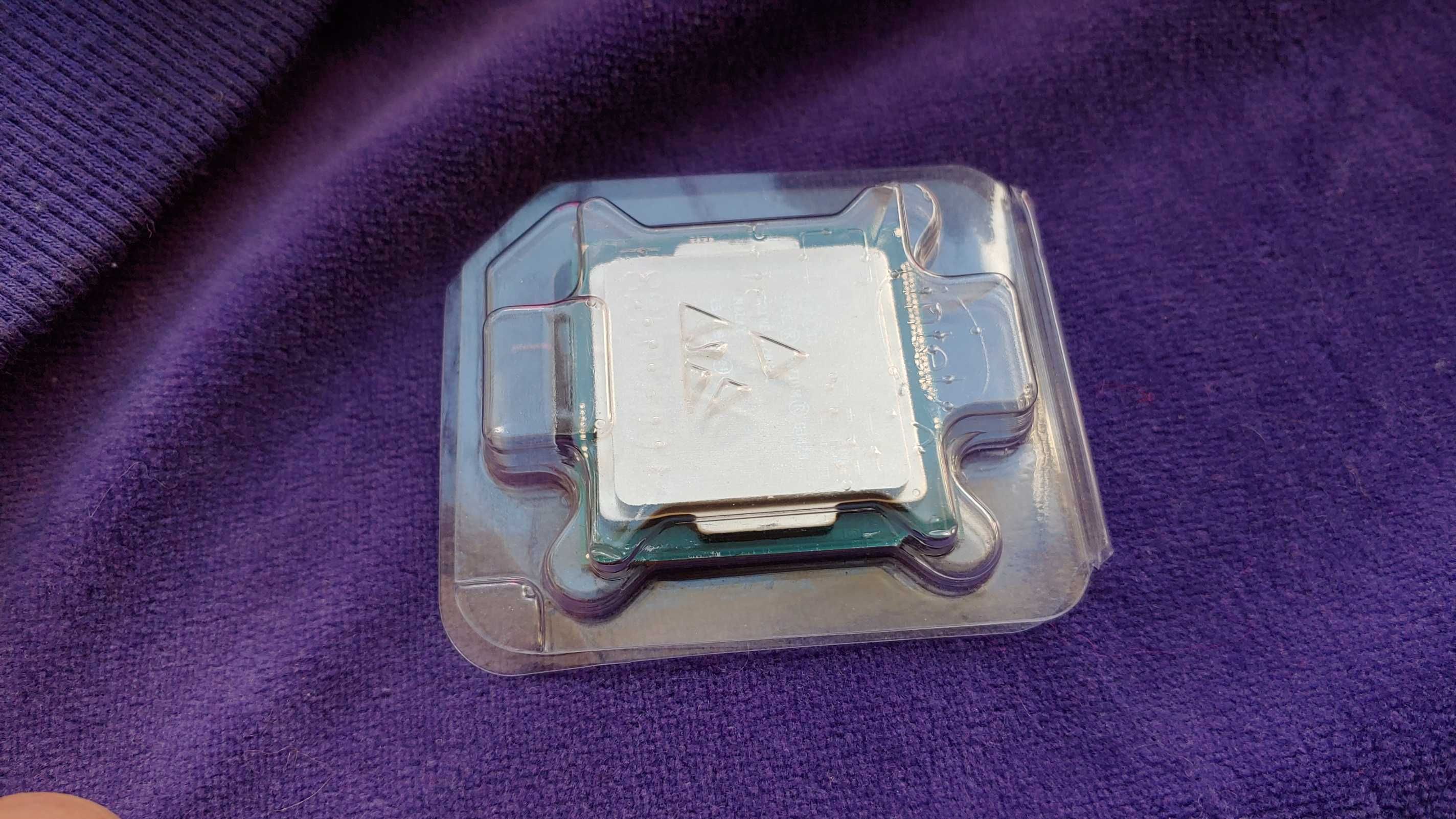 Процессор Intel Pentium G3420 3220 3.2GHz/5GT/сокет 1150/ video-1.7 GB