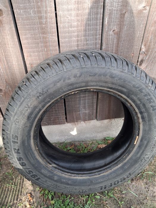 Sprzedam opony zimowe 195/65r15