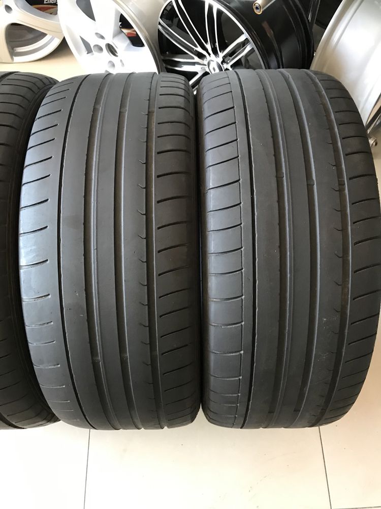 255/40/21 Dunlop 255/40/21 автошини