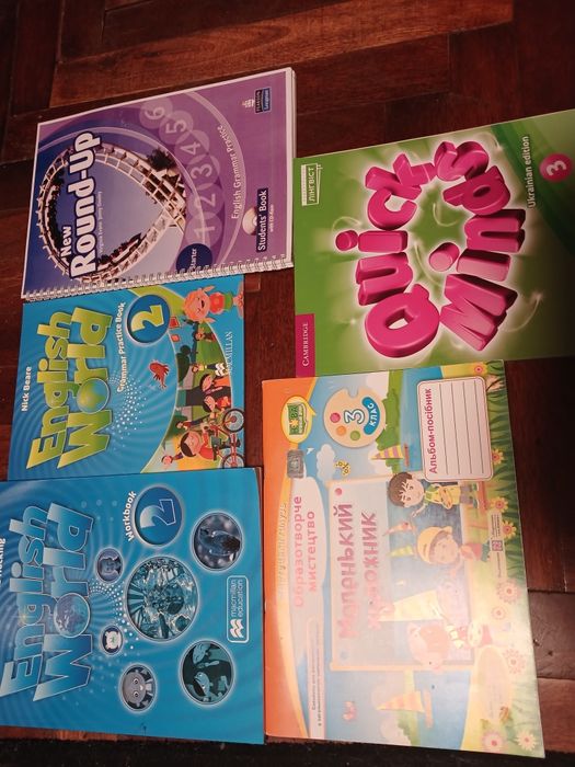 Продам тетради и книги