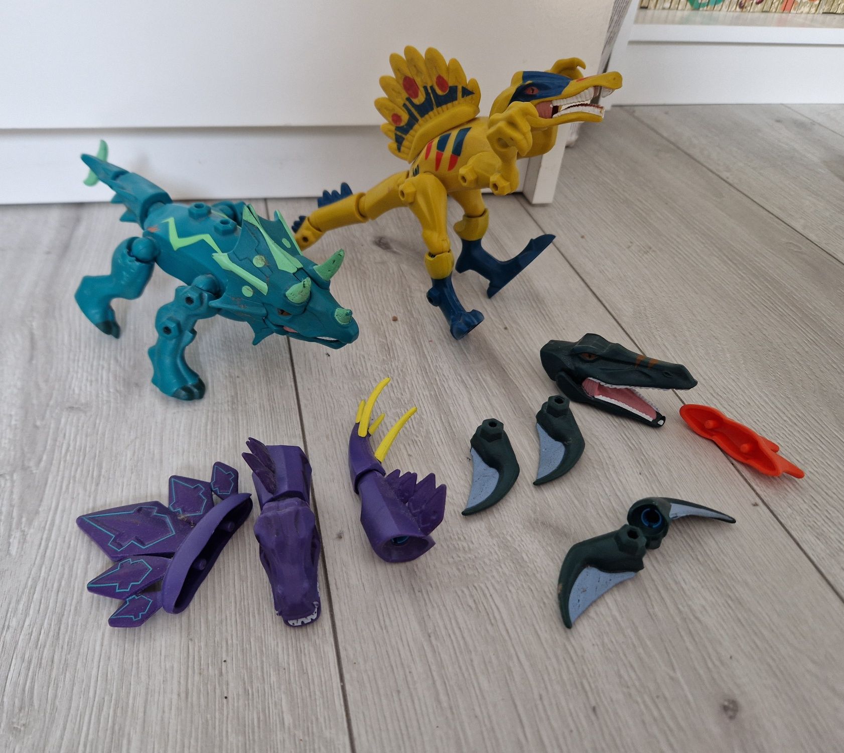 Dinozaury Jurassic World Hasbro 2w1 zestaw