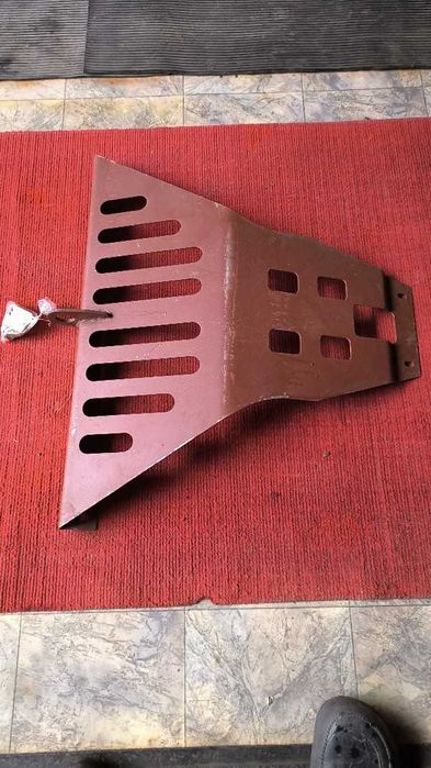 Продам защиту двигателя