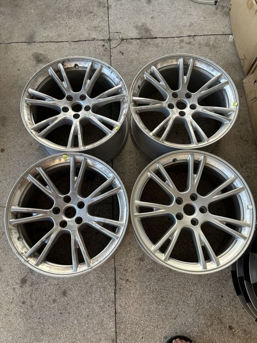 Колісний диск R19x9,5J 1188222-00-B C Tesla Y Тесла