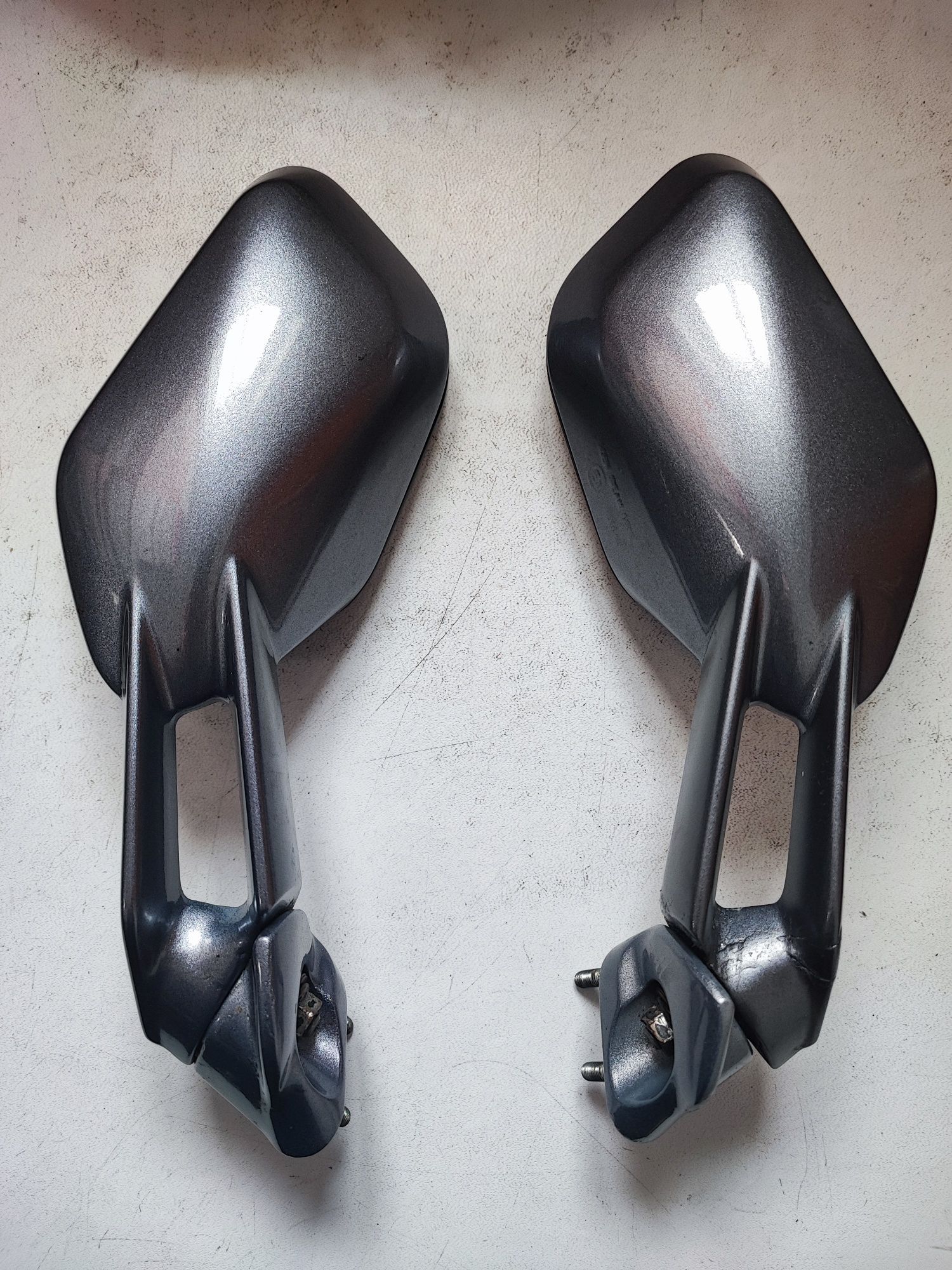 Yamaha FJR 1300 diverso material (ver descrição)