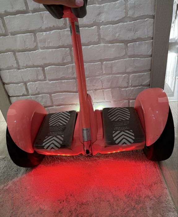 Сігвей MiniRobot 54.8v-241wh